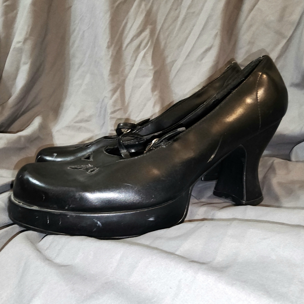 Vintage 90's/ 00's Xhilaration Chunky Mary Jane Platforms